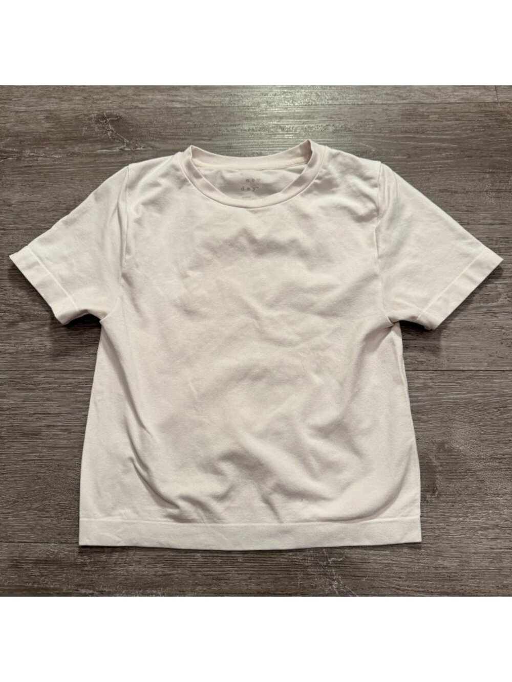 A New Day Shirt Womens Medium Beige Short Sleeve Crop Lounge Casual Short Sleeve